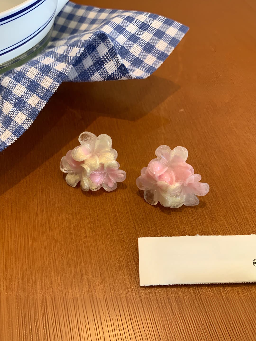Pink three-petal