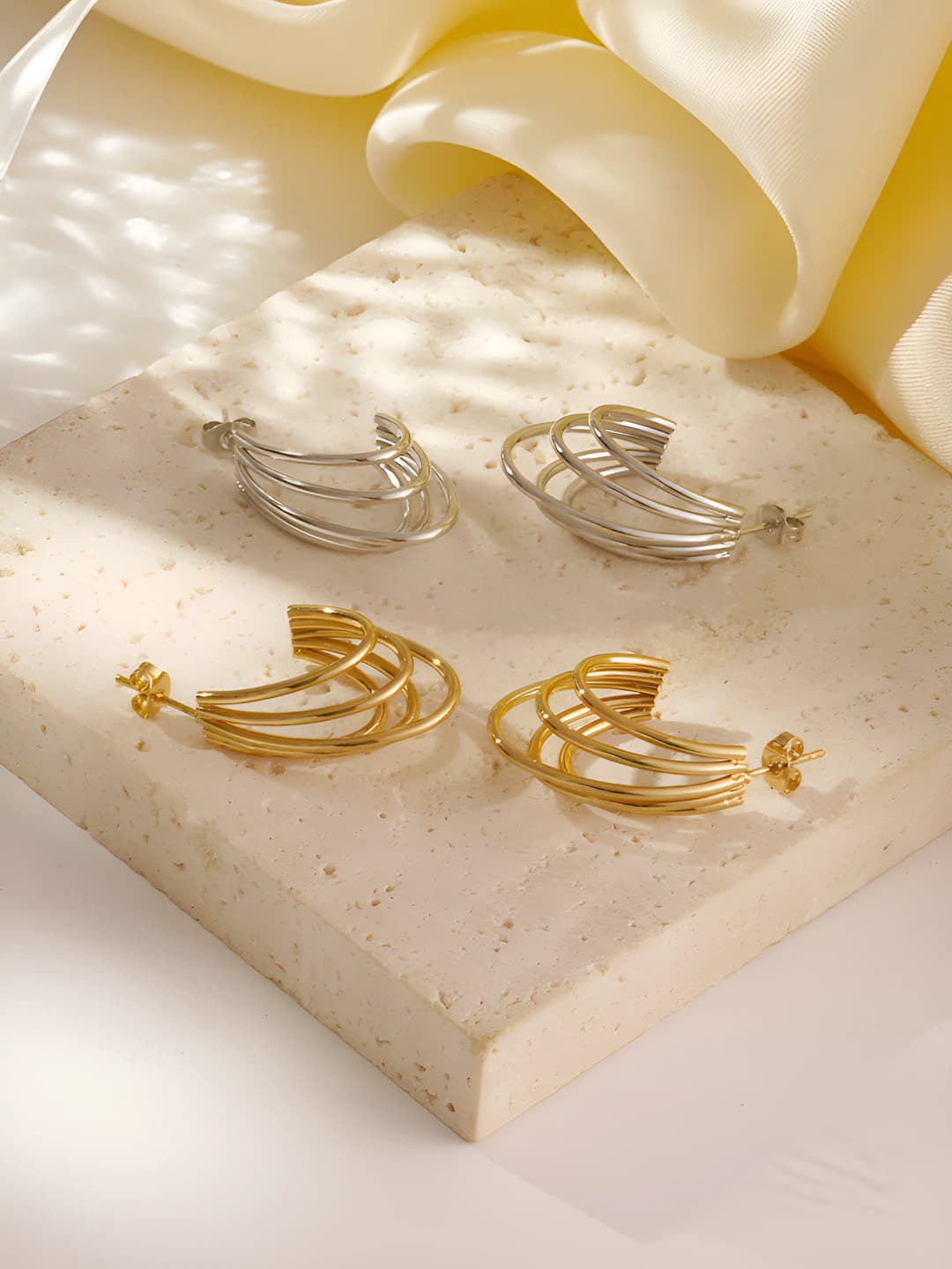 Ayollar uchun geometrik shakldagi nixolli zanglamas po'lat quloqsoqlar
