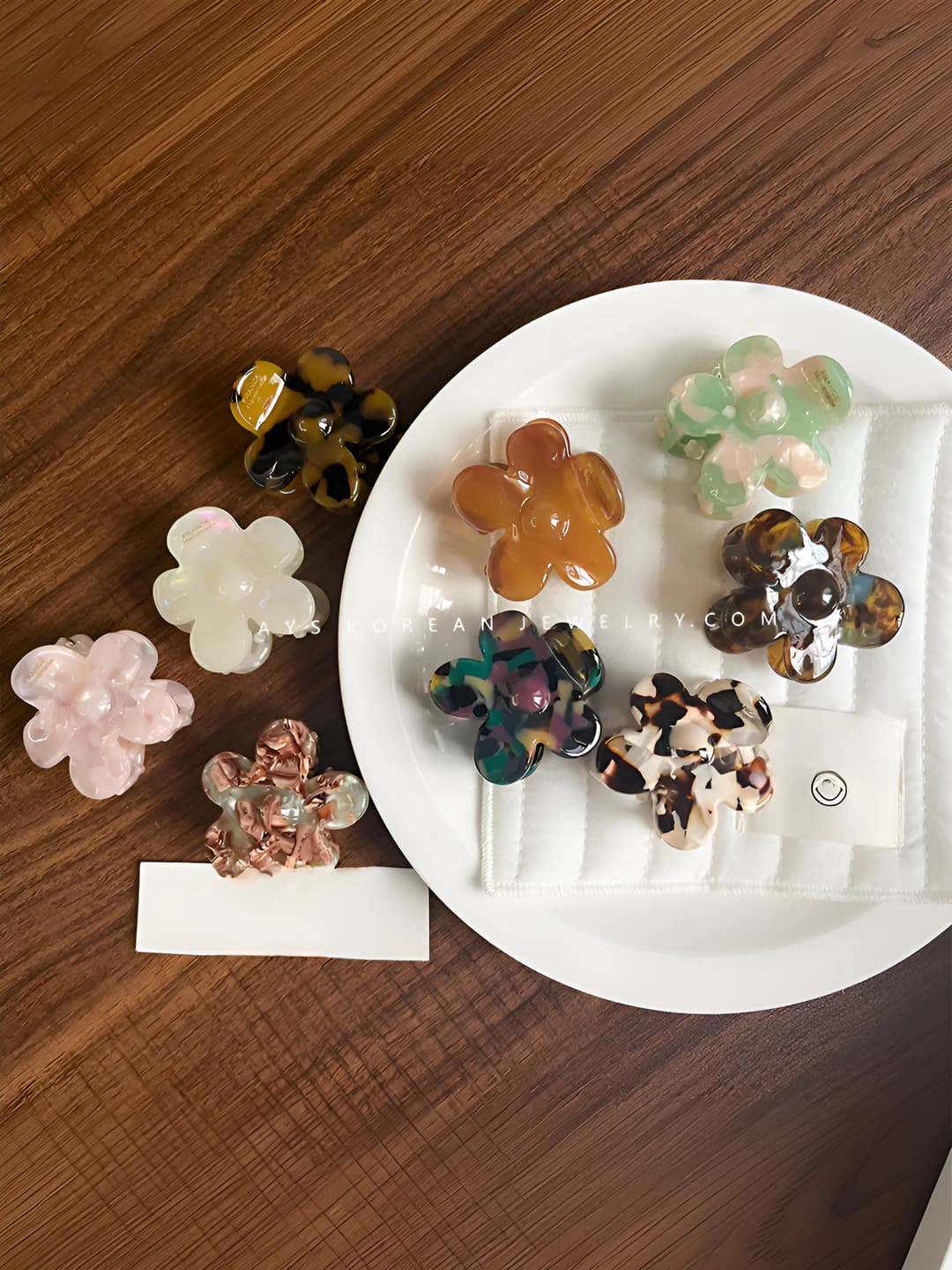 Women's flower-shaped acetate hair claw clip, Korean style, simple and versatile design element