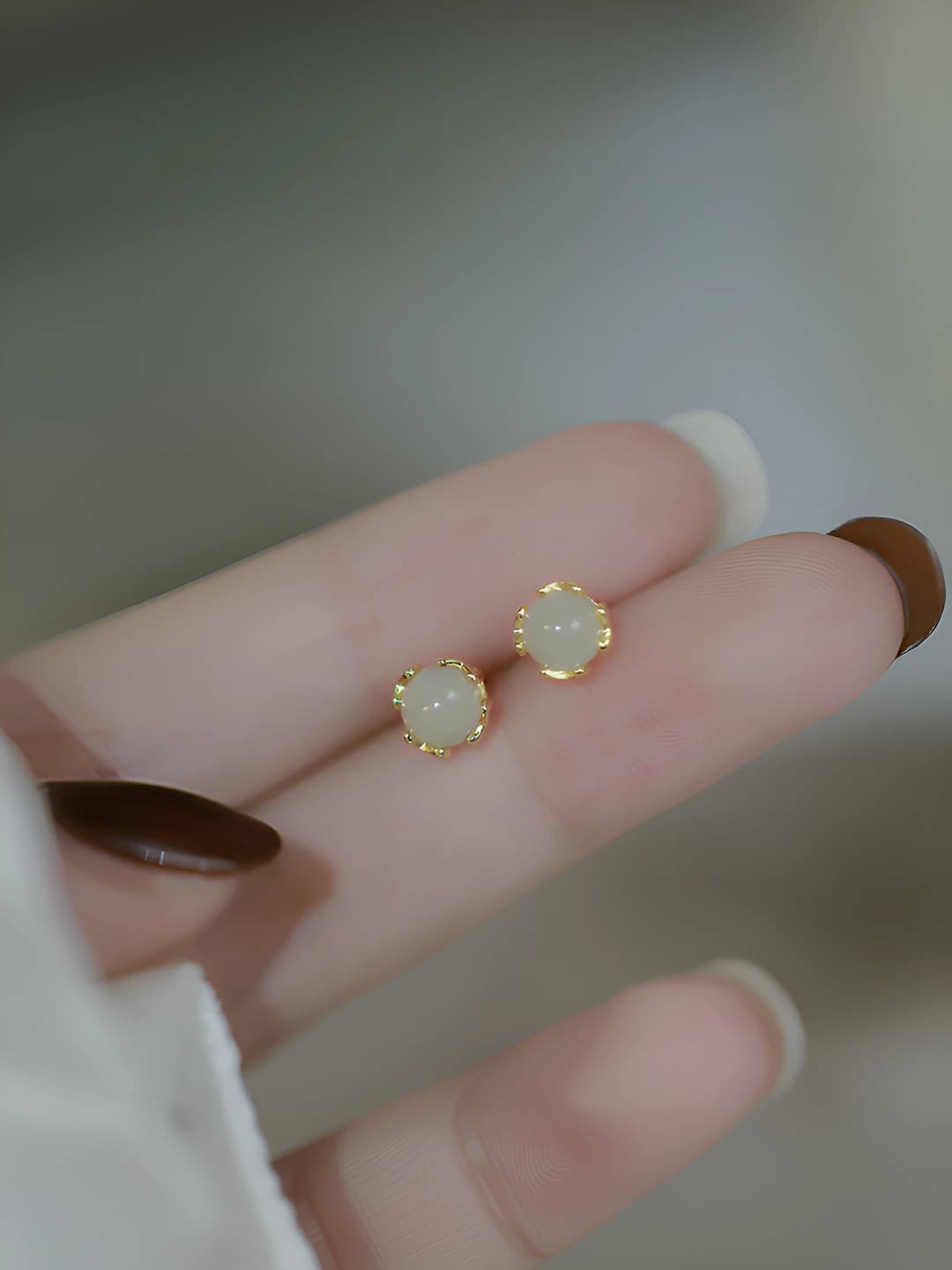 Women's retro French jade stud earrings, autumn-winter