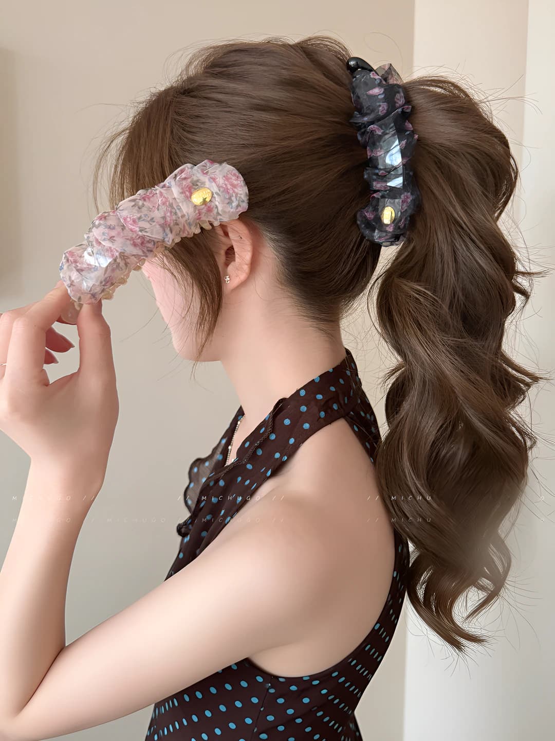 Women's retro mesh floral banana clip for high ponytail, vertical hair clip for work and leisure