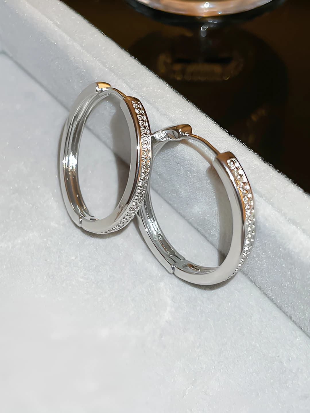 15# Ear clip - silver circle