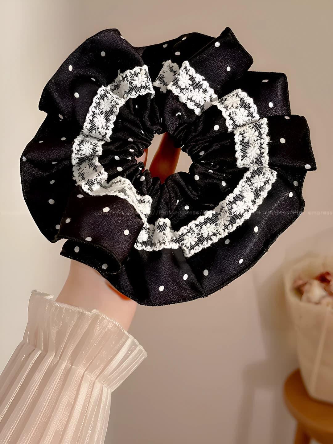 2# Black - lace large scrunchie ~20 cm