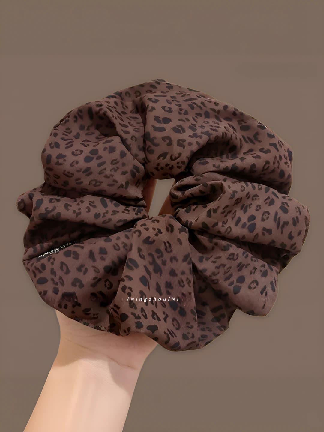 To'q kofe leopard taxminan 18 cm
