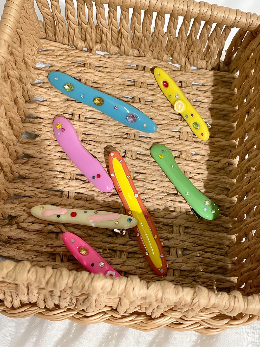 Women's hair clips and combs: sweet style acrylic bang clips, handmade, round and oval design elements