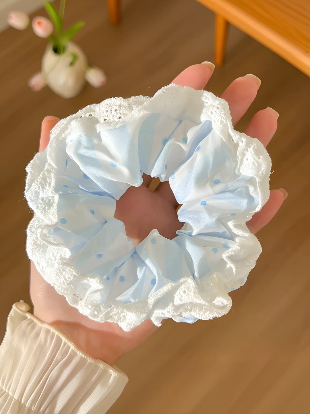 Blue polka dot, lace 10 cm