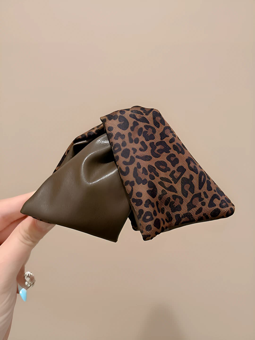 Brown, leopard, 13 cm