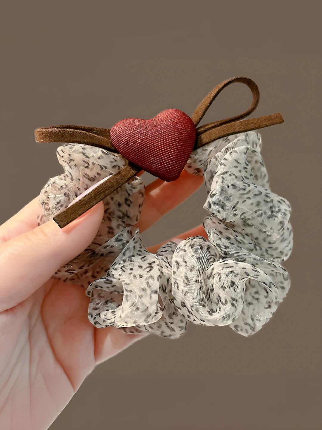 1 Кофейный сердечко резинка ~10 см