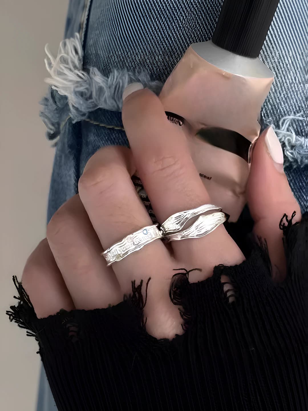 Women's Korean style ring with geometric wave design, colored rhinestones and letters, adjustable open ring