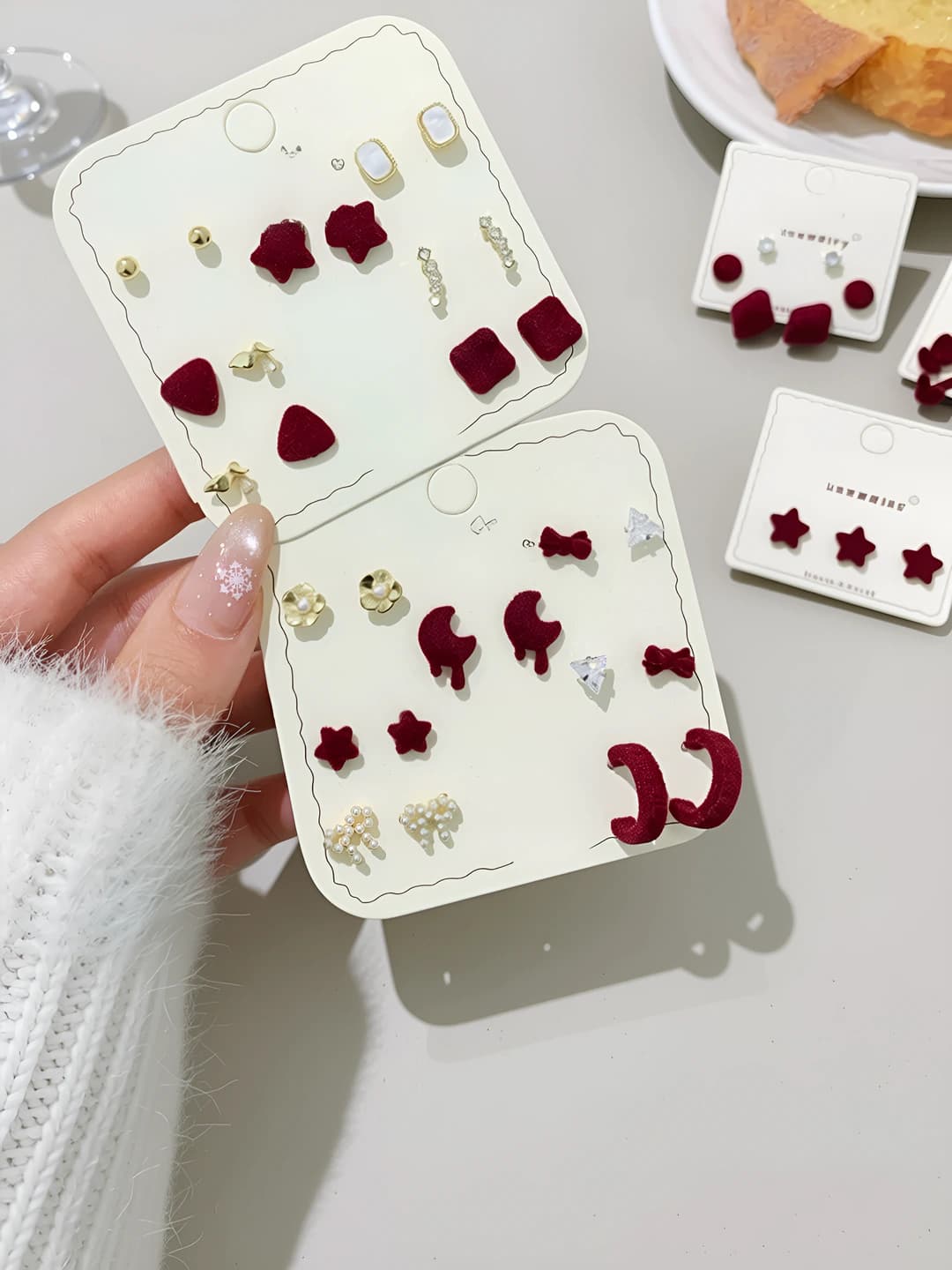 Women's set of retro-style heart, bow and other shaped earrings with 925 silver posts, for autumn-winter