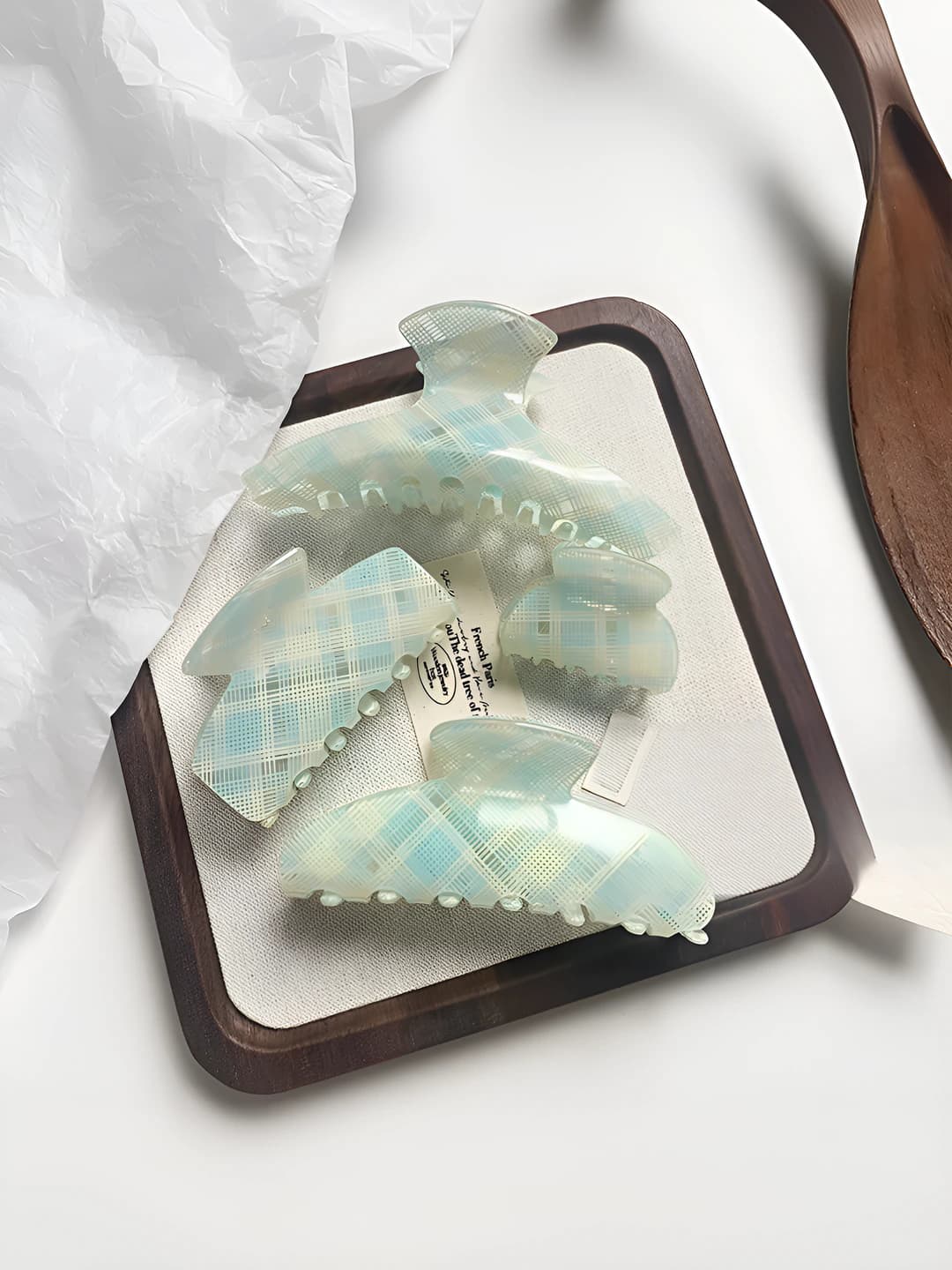 Women's blue simple plaid acetate hair clips, Korean style, shark claw clips