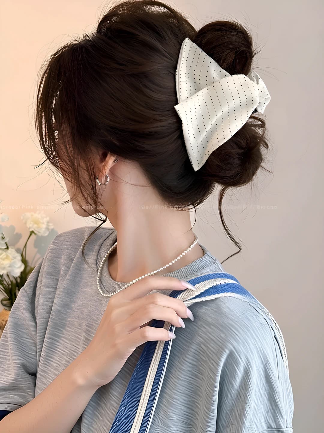 White, small polka dots, 13 cm