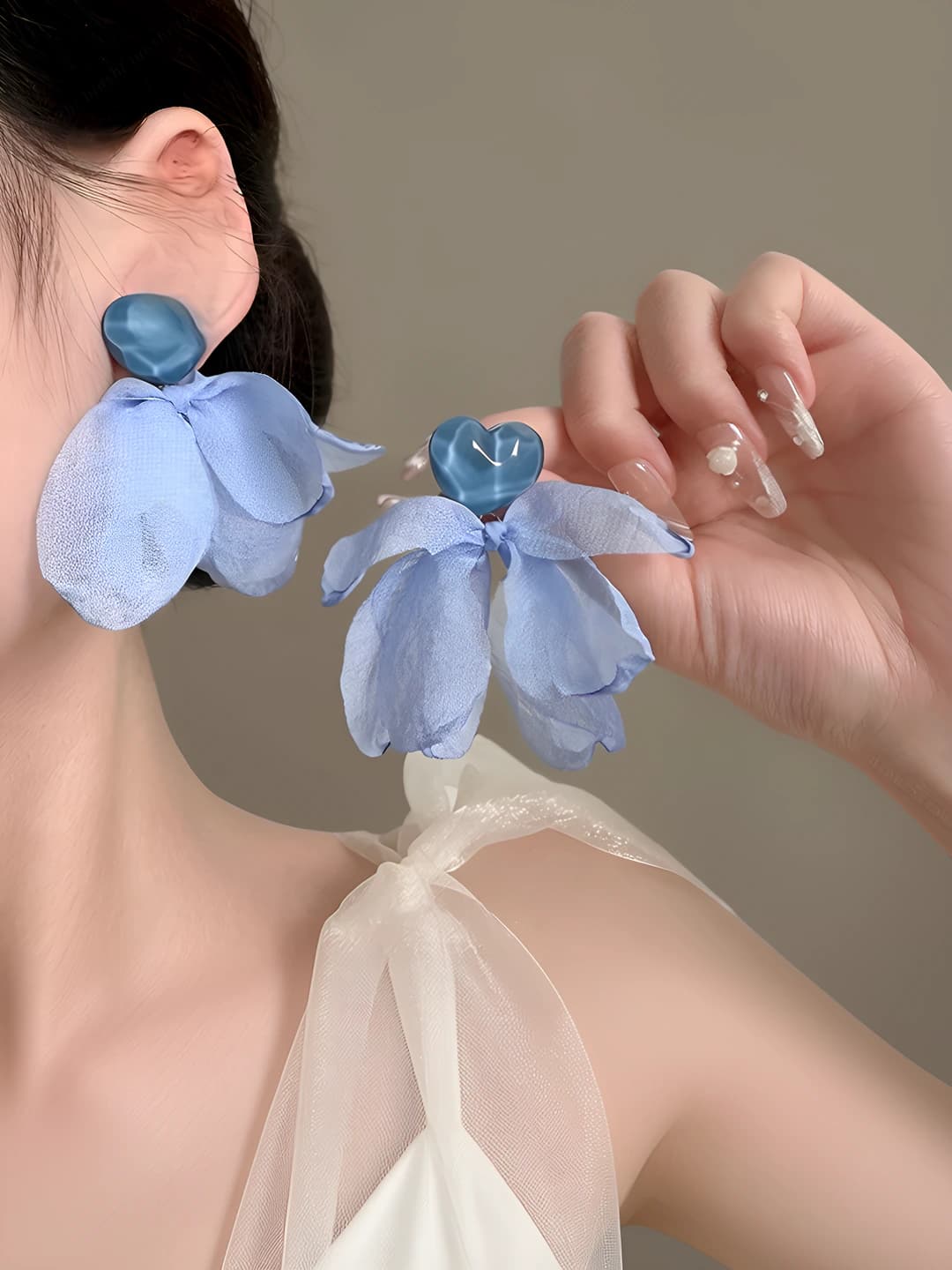 Blue chiffon heart studs