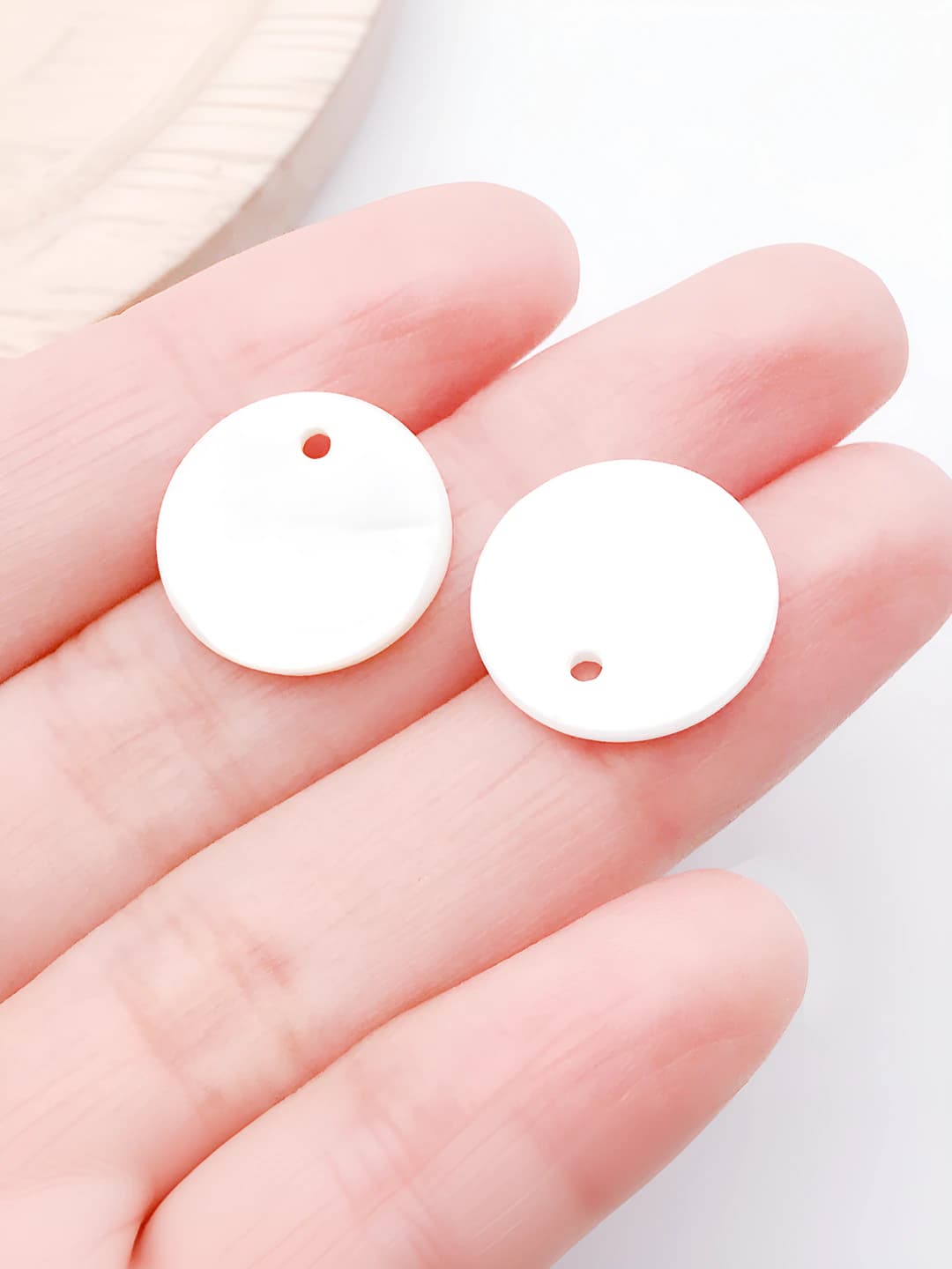 1 pc 15mm white natural shell