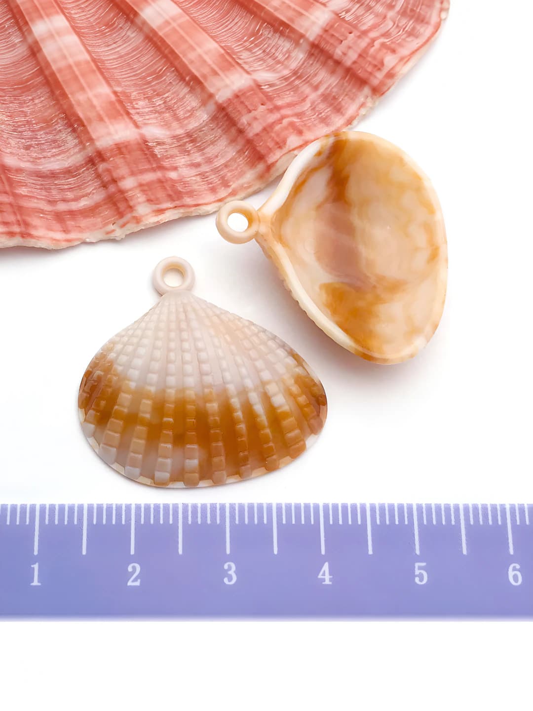 1 шт. большая бежевая акриловая раковина 27x26mm-0.8g