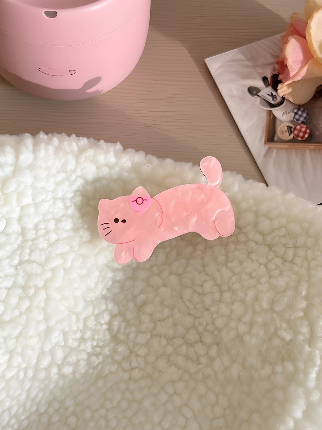 Розовый кот, зажим