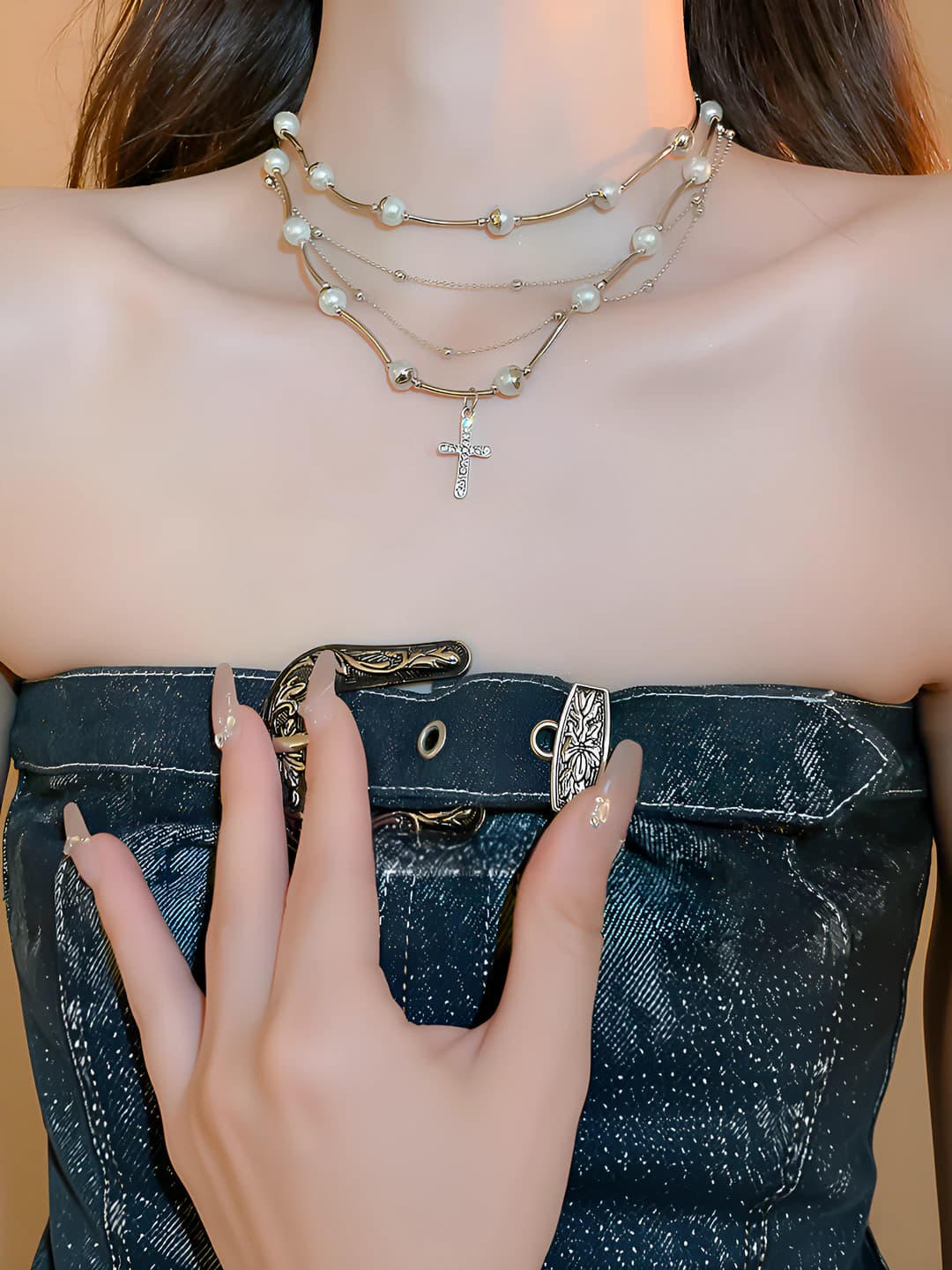 Women's multi-layer pearl collar necklace in Korean style with cross pendant and crystals