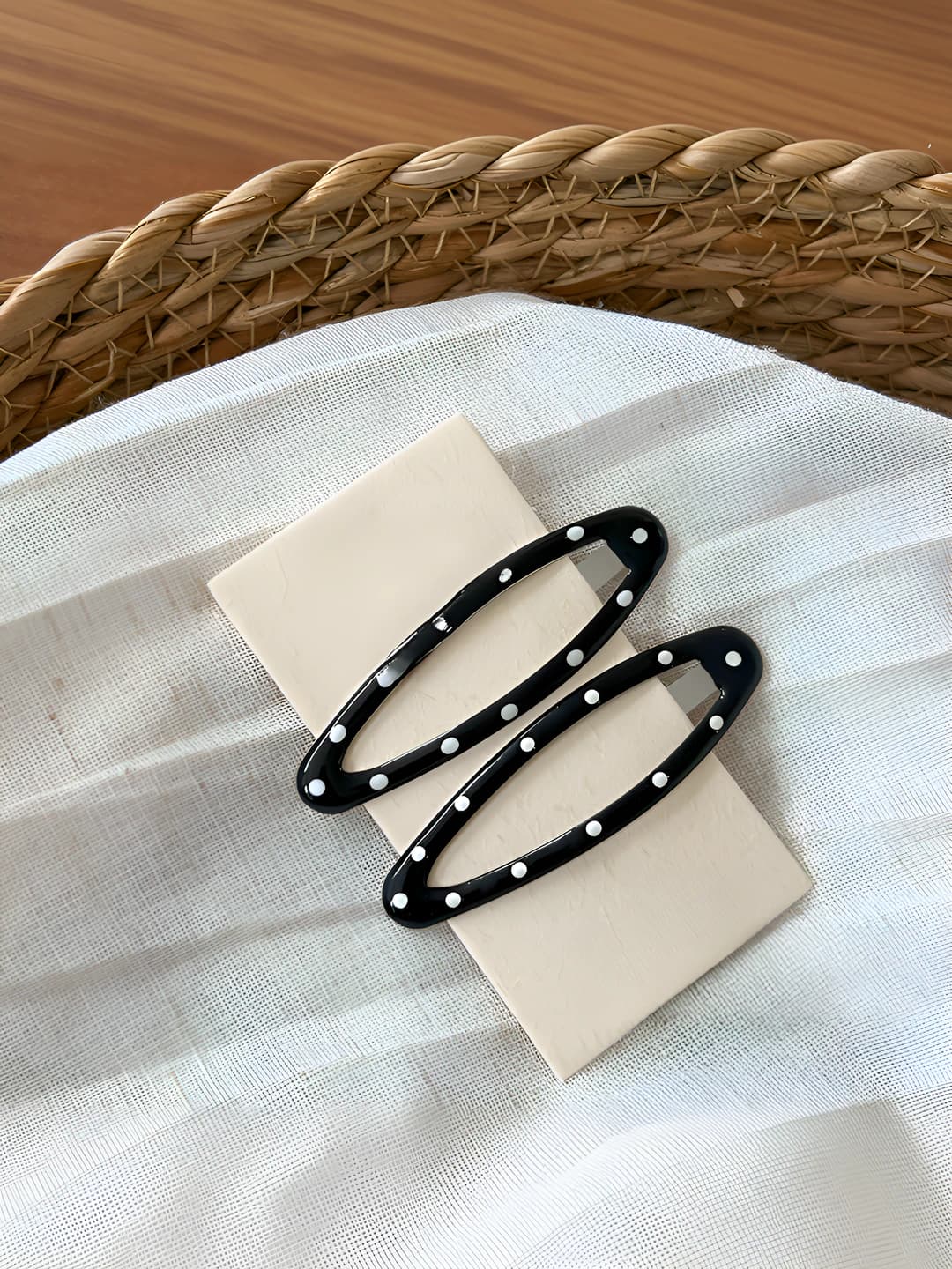 Black polka dot hair clip 2 pcs
