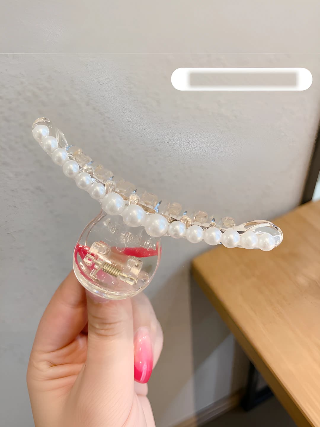 2# Clear pearl hair clip 9.5 cm