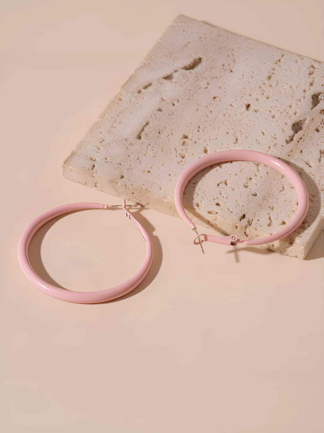 Silver post - Pink circle