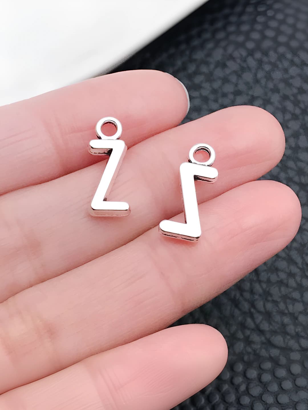 1 шт. буква Z античное серебро 7.8x16.1mm-0.6g