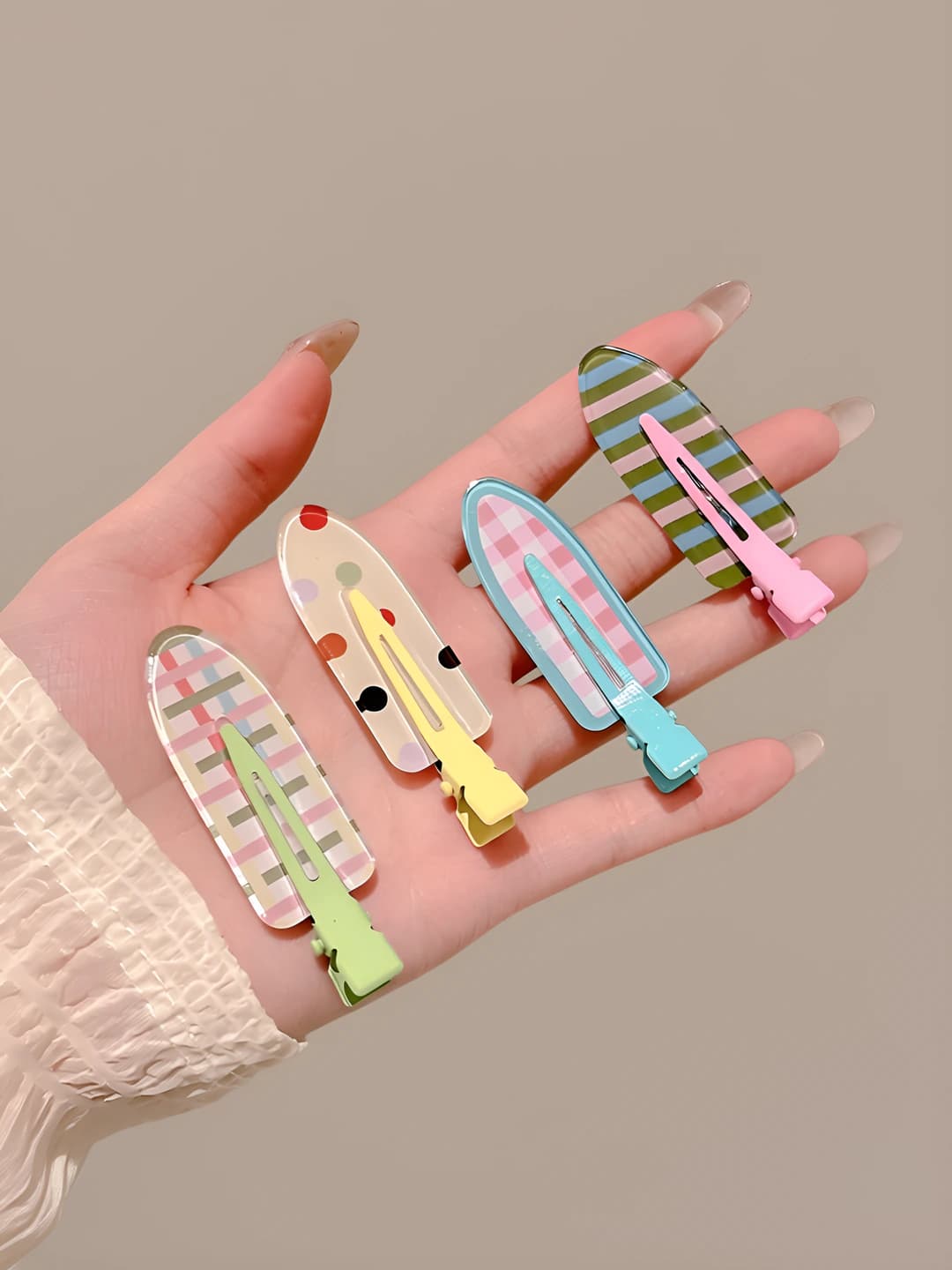 Avocado candy, 4 pcs