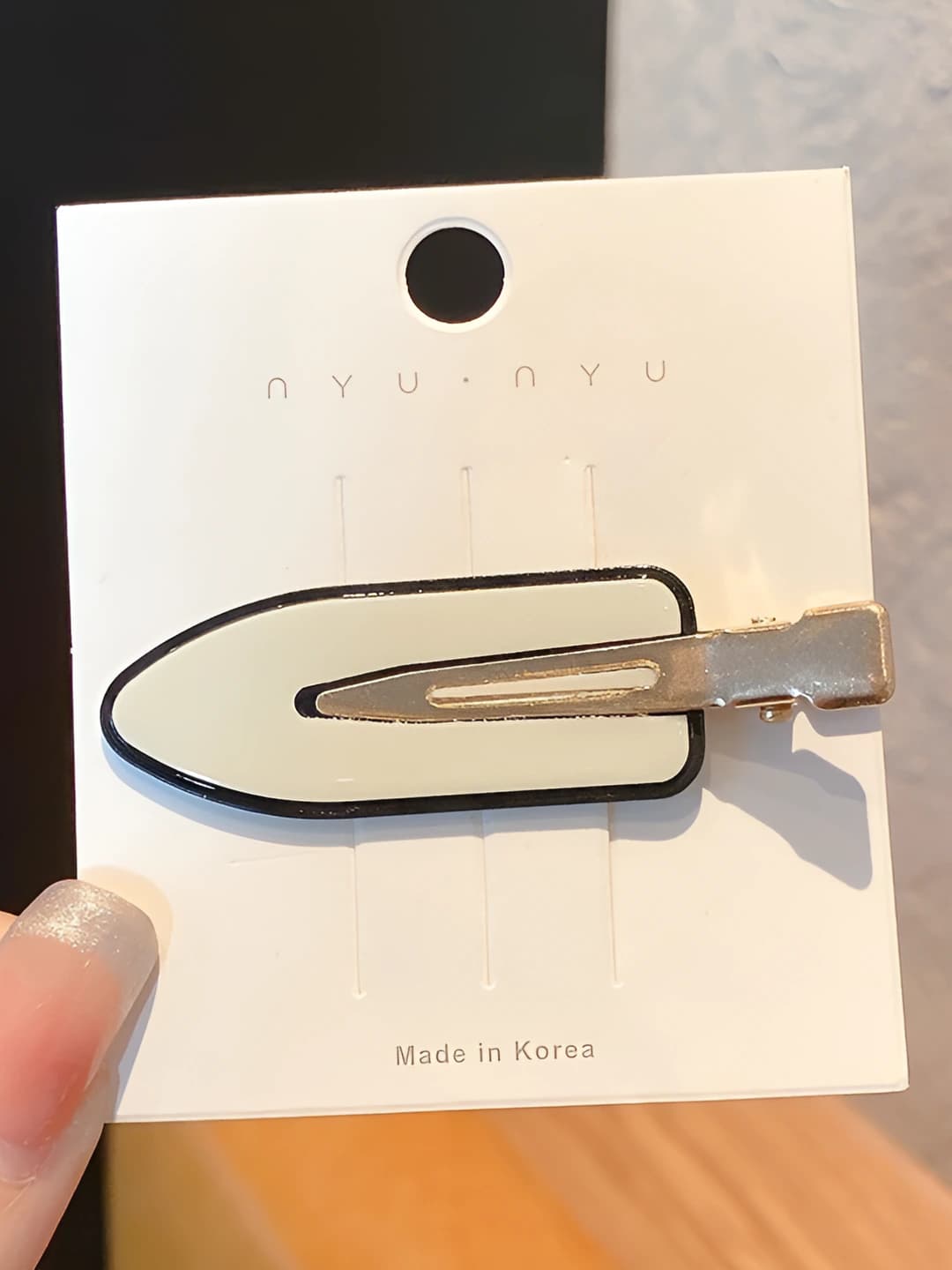11# White invisible clip