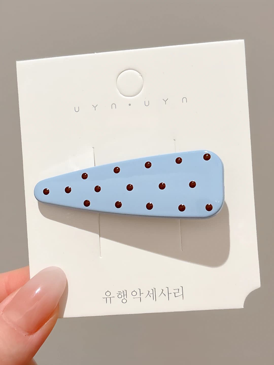 5# Blue polka dot clip ~5.7cm