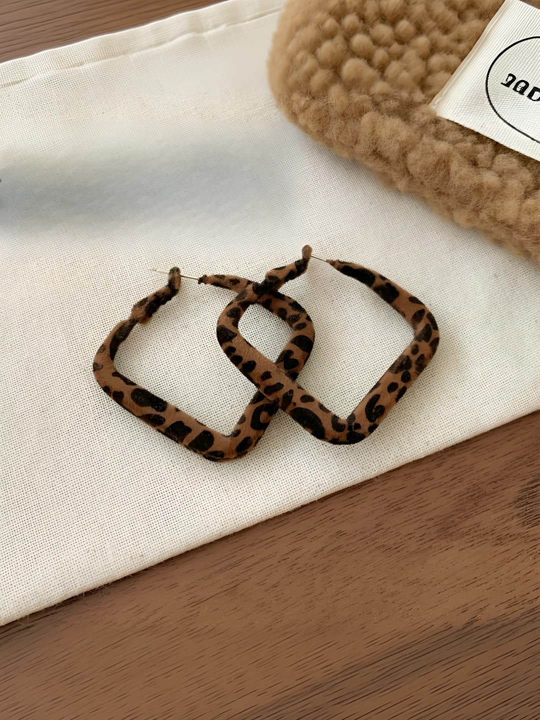 Leopard square hoop 3.5 cm