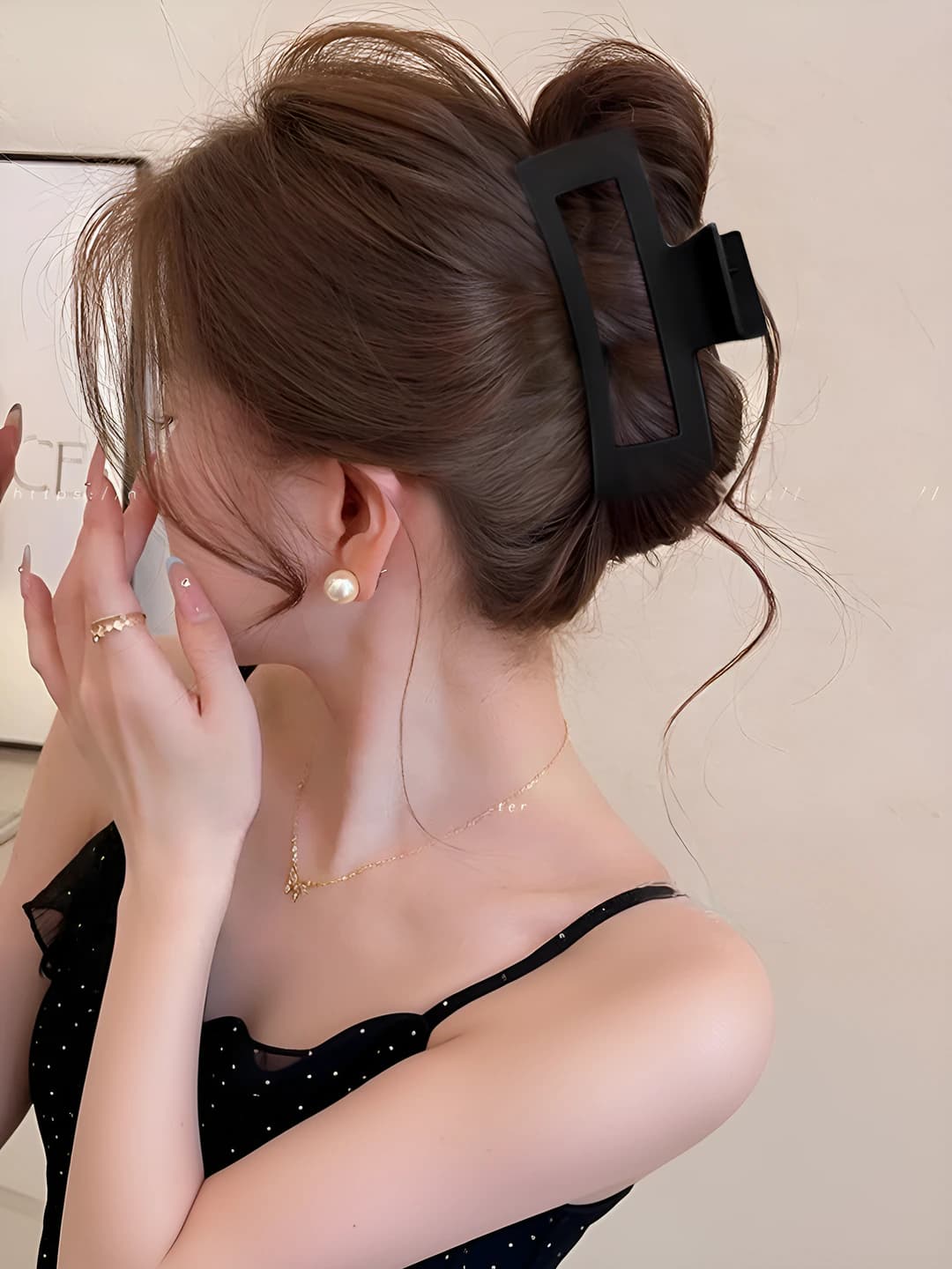Чёрный квадратный зажим, 13 см