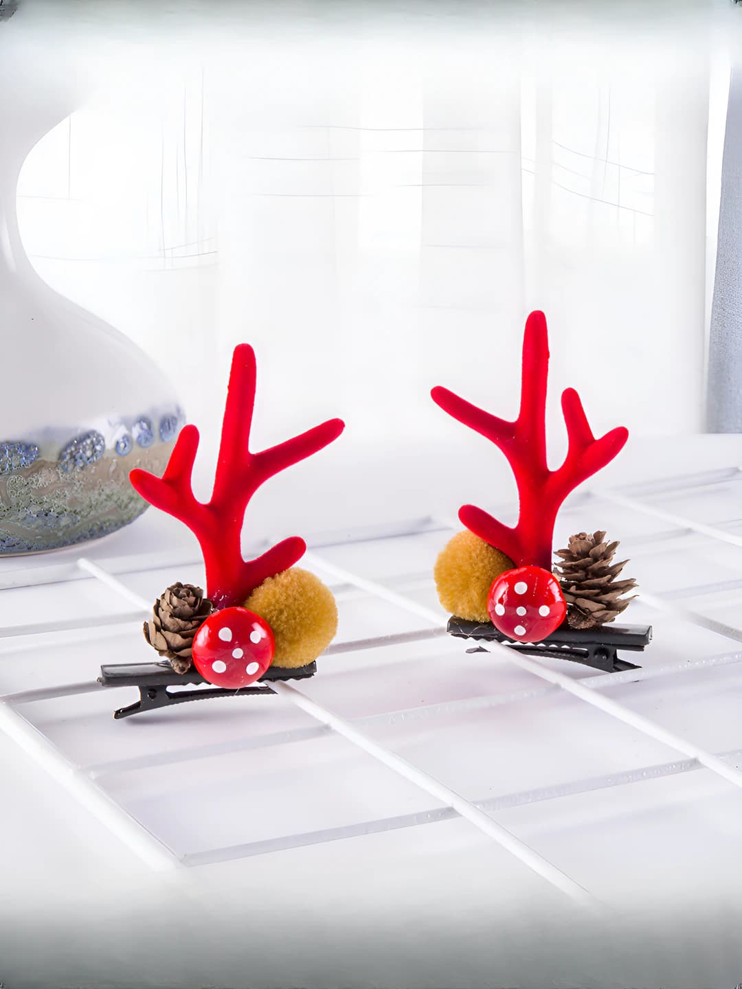 5# Pinecone hair clips
