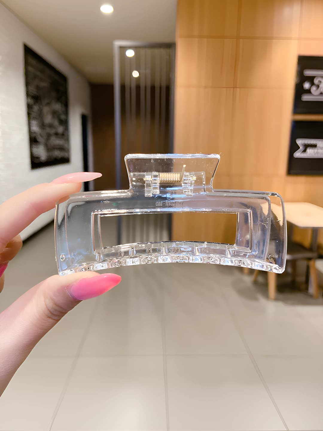 6# Clear large square 10cm