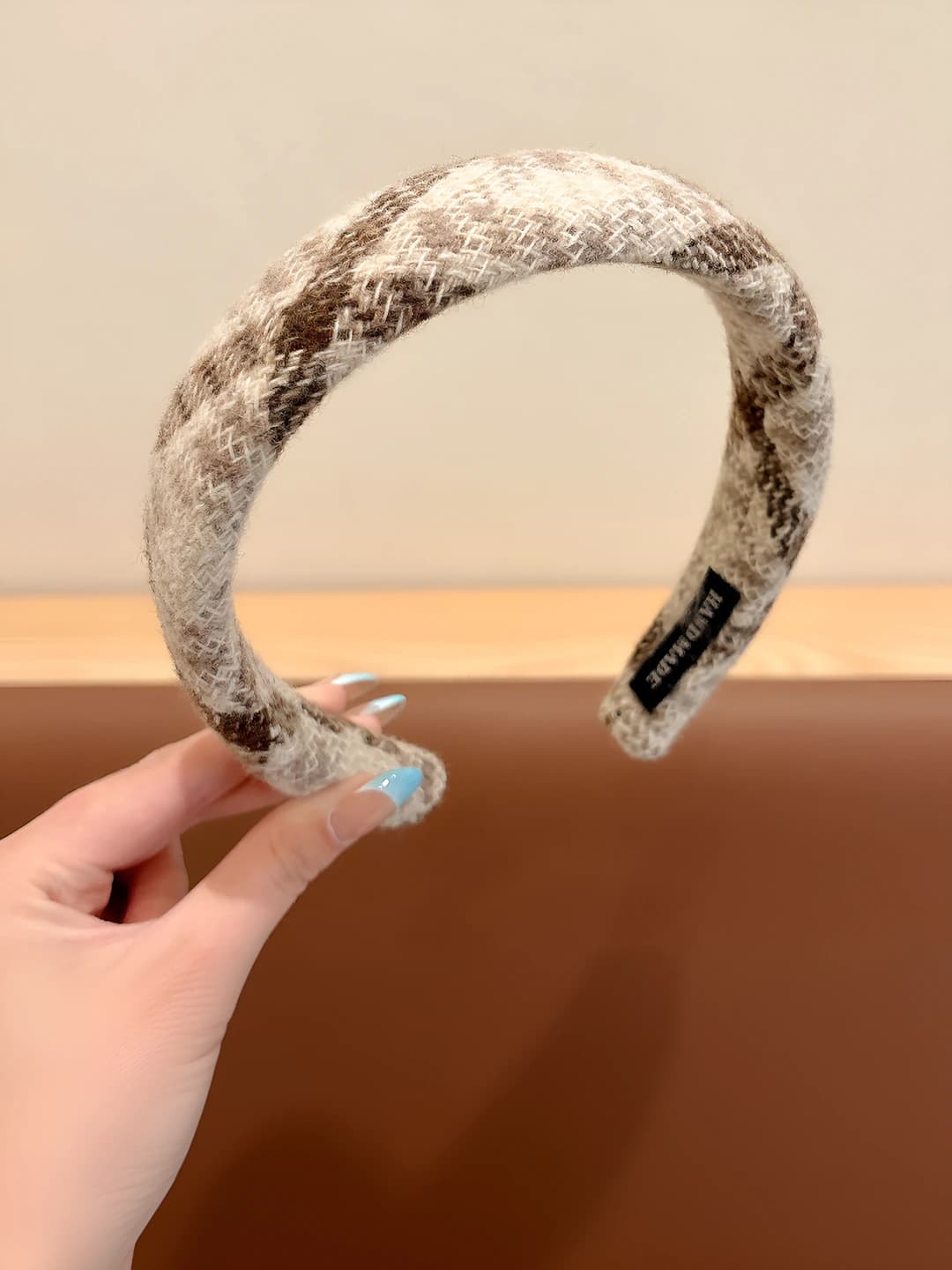 Off-white woven plaid, 3.8 cm