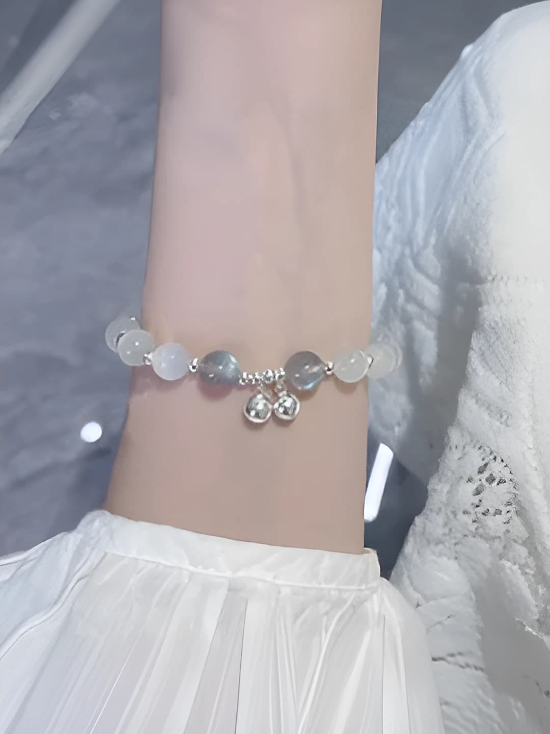 Grey moonstone, faux cat's eye