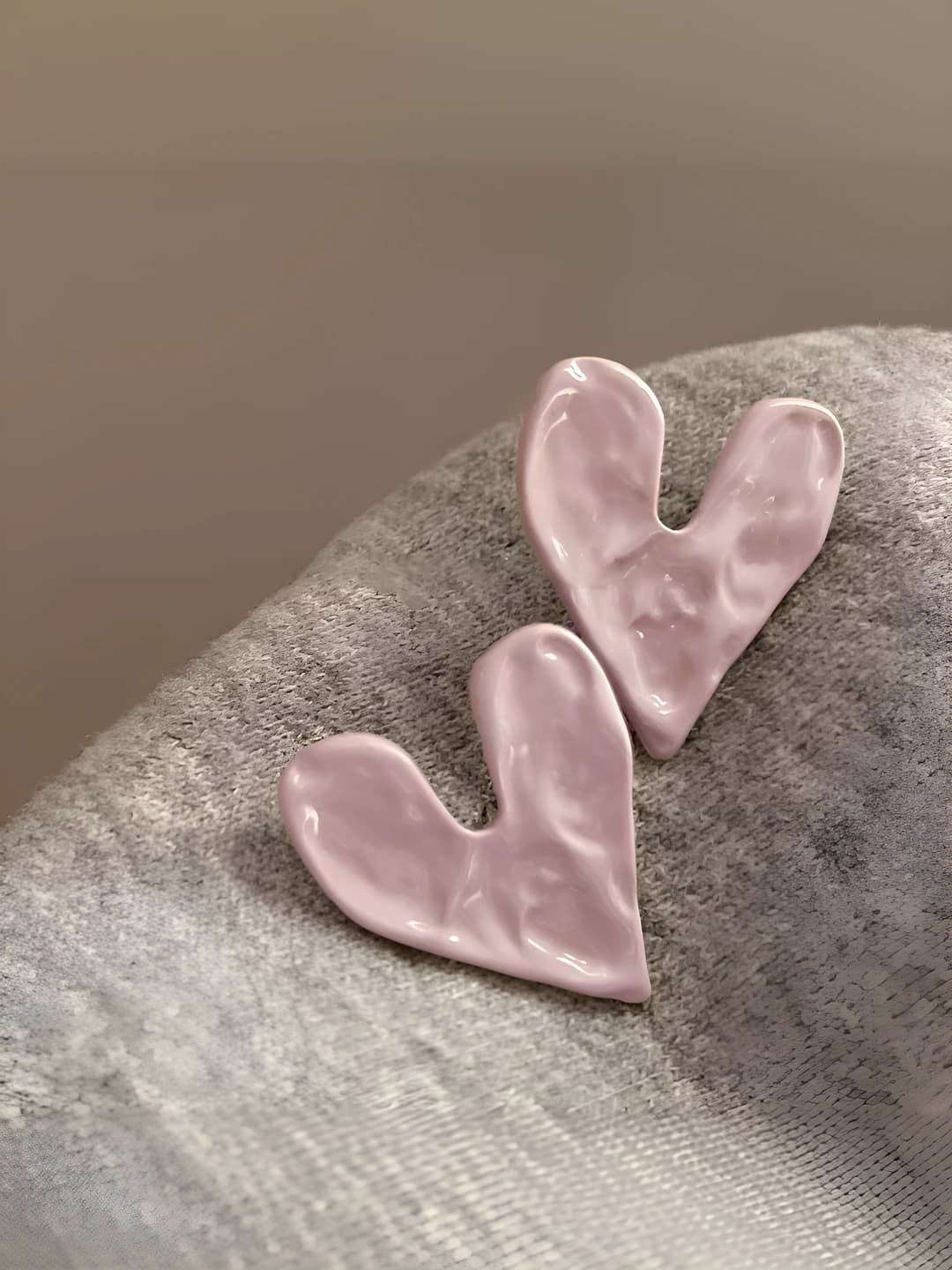 28# silver post - pink - heart
