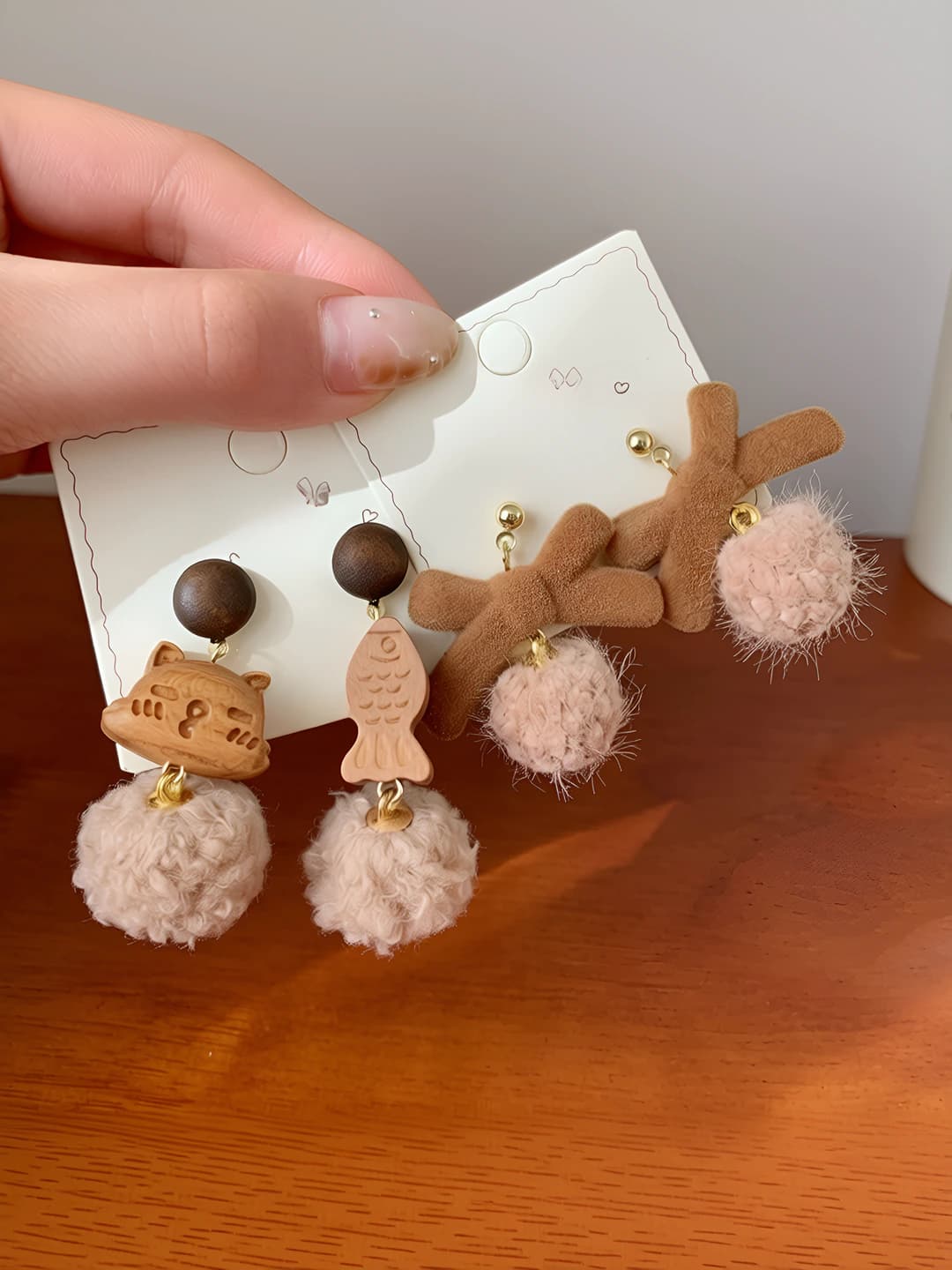 Women's wooden brown cat and small fish fluffy earrings, 925 silver post, winter