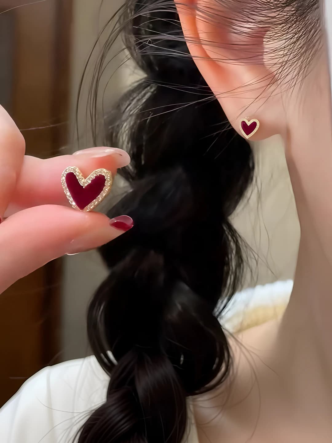Velvet heart zircon