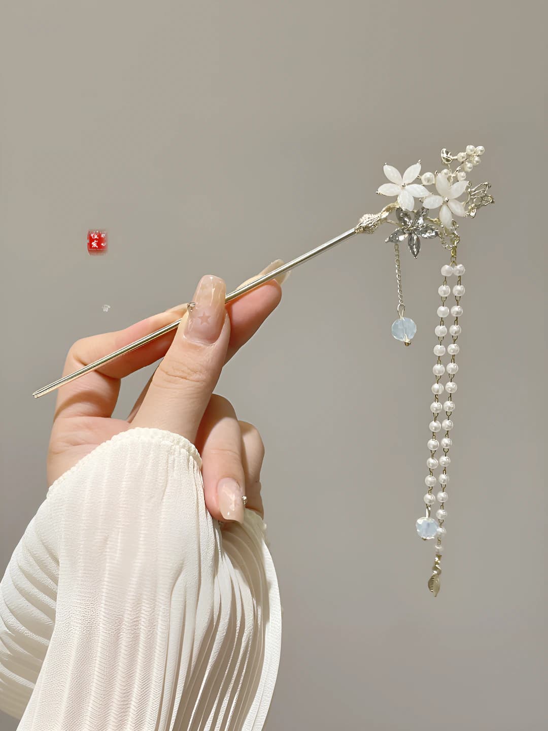 74# Three-flower crystal pearl gold tassel hairpin