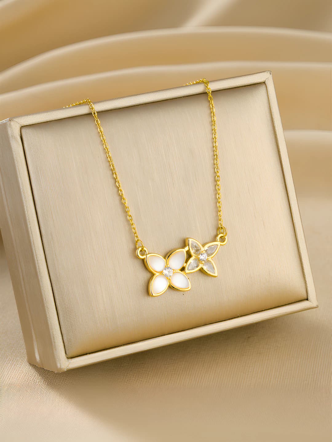 1068 - gold