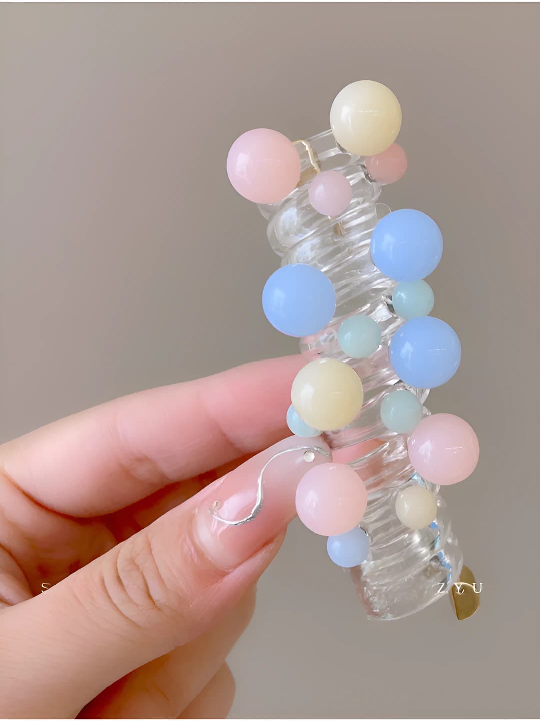 10# Clear colored pearl curled ring