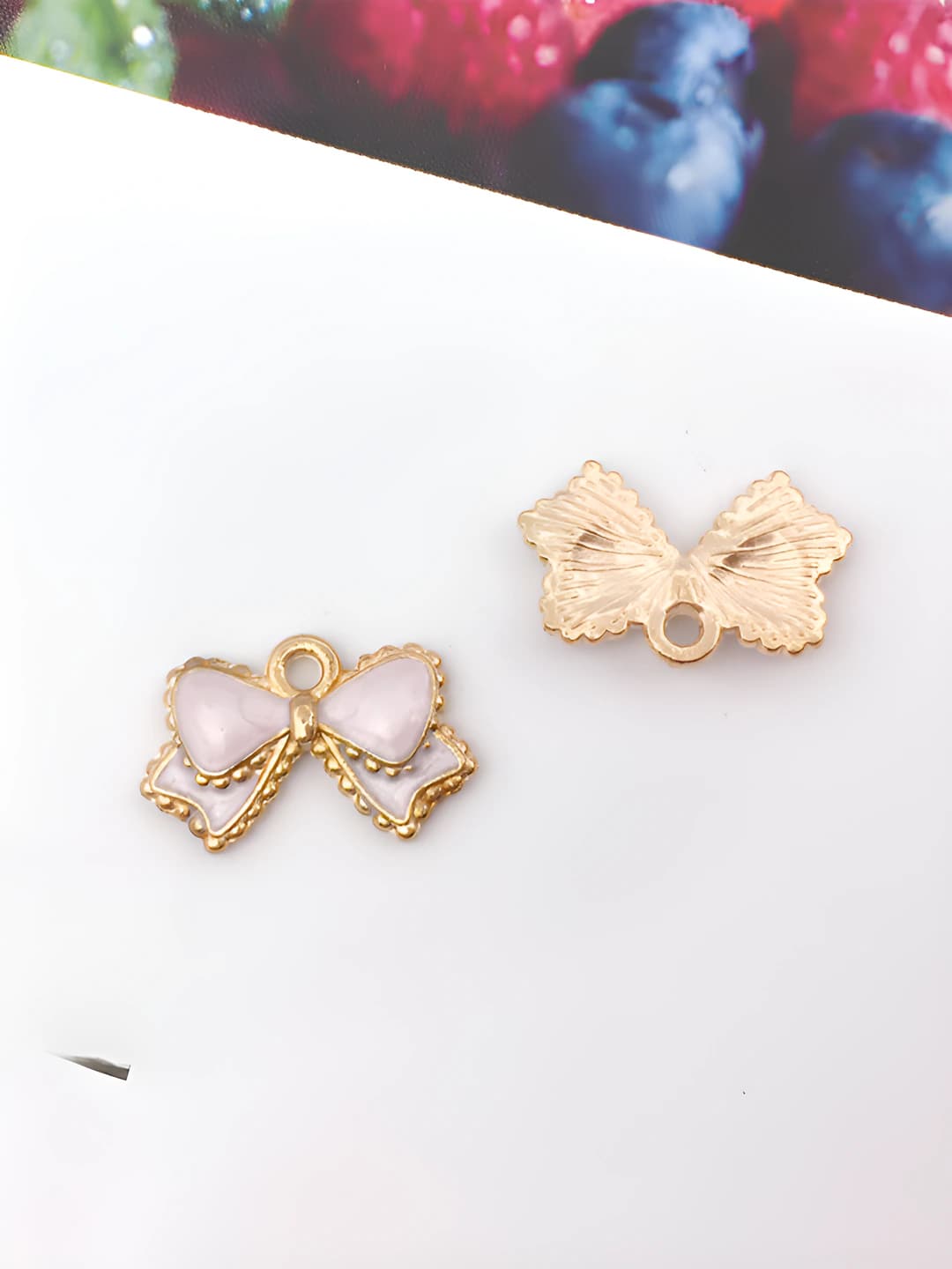 1 pc bow tie 15.5x10mm-0.8g