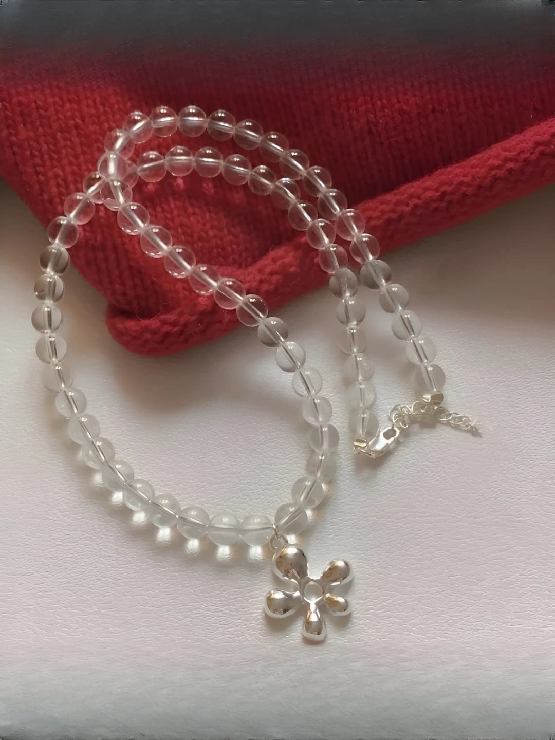Women's beaded necklace with crystal and flower design element, high-end style, clavicle chain