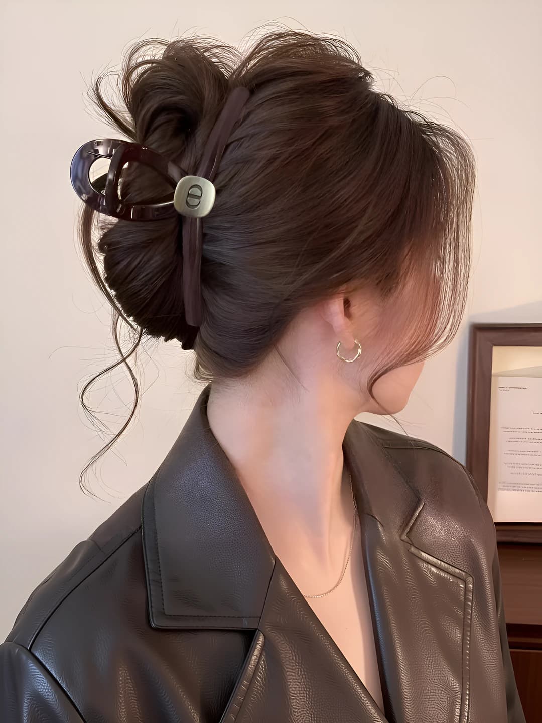 Women's large high-quality claw clip 2026 for thick hair, for back of head updo