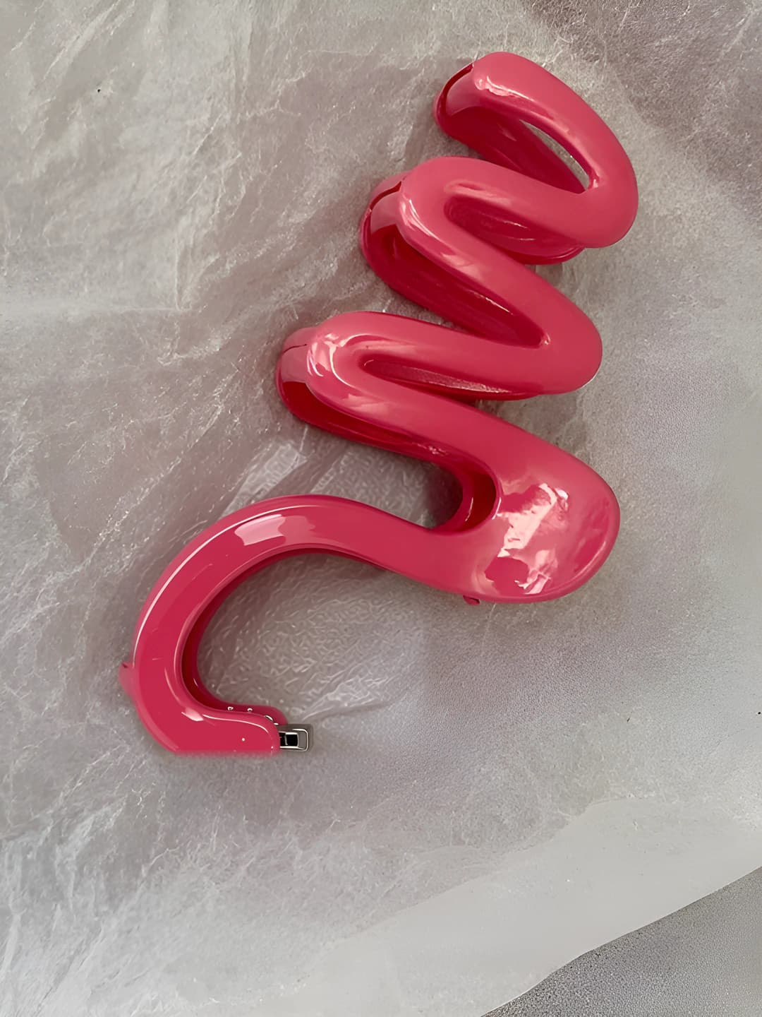 Red hair clip