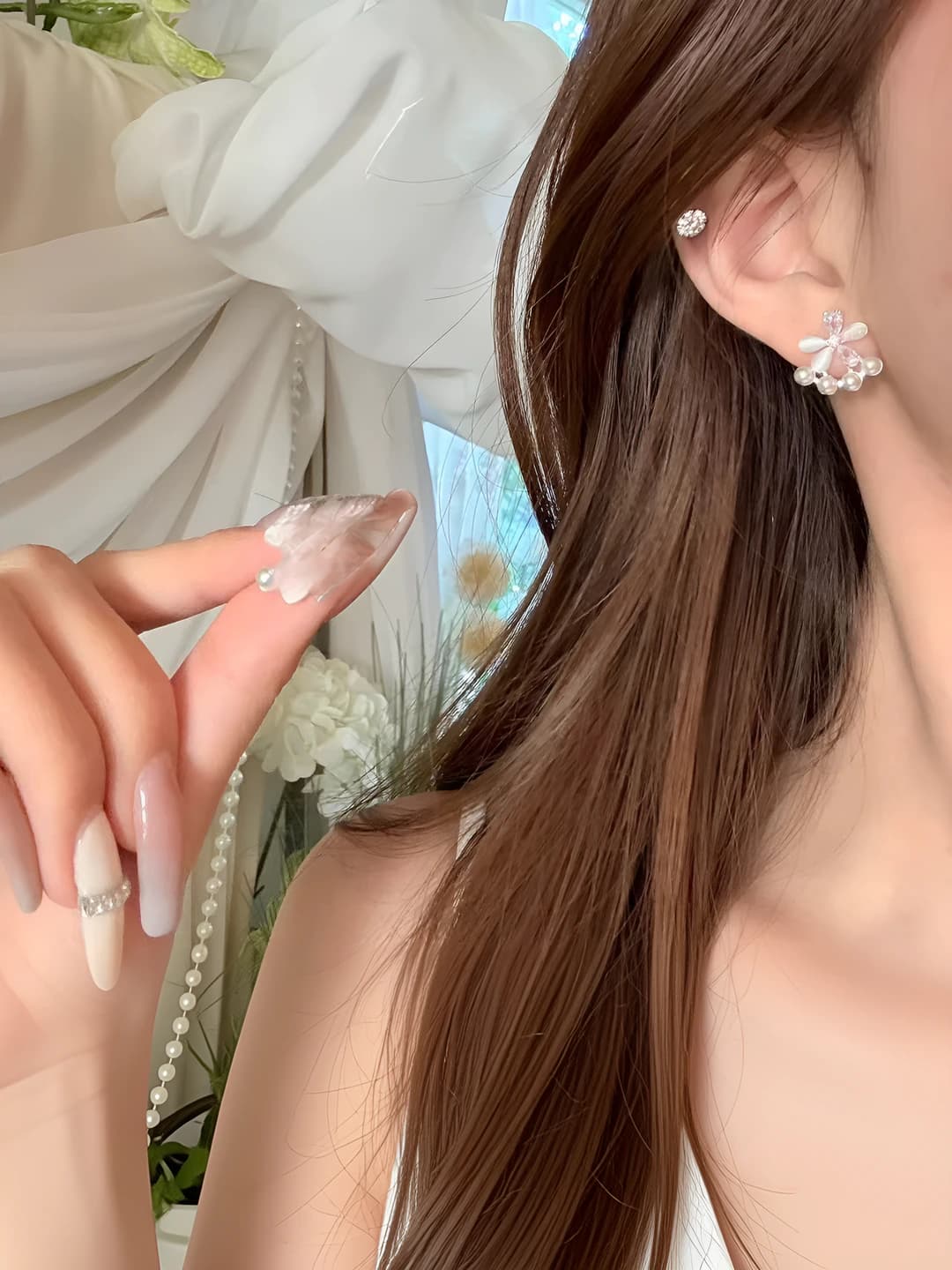 Zircon flower pearl studs