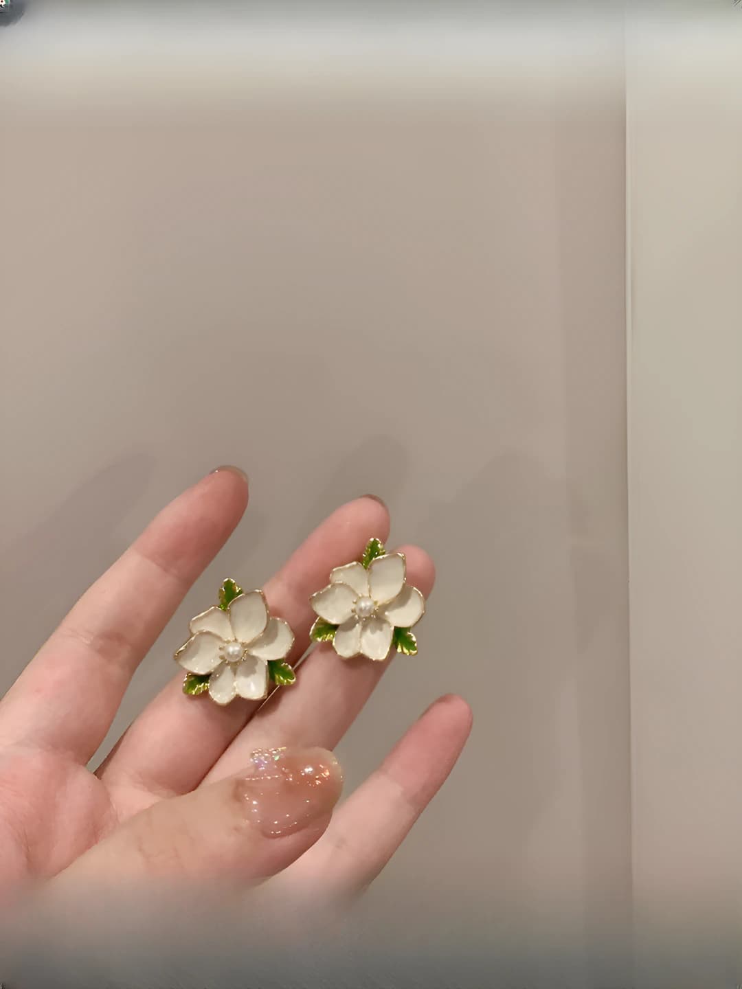 Drip flower earrings (1 pair)