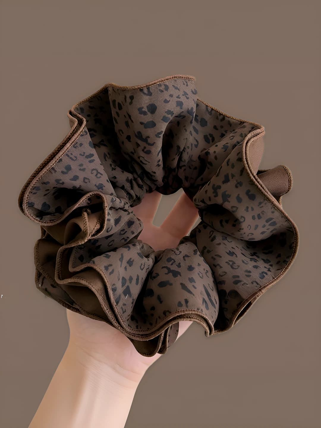 Dark coffee leopard scrunchie ~15 cm