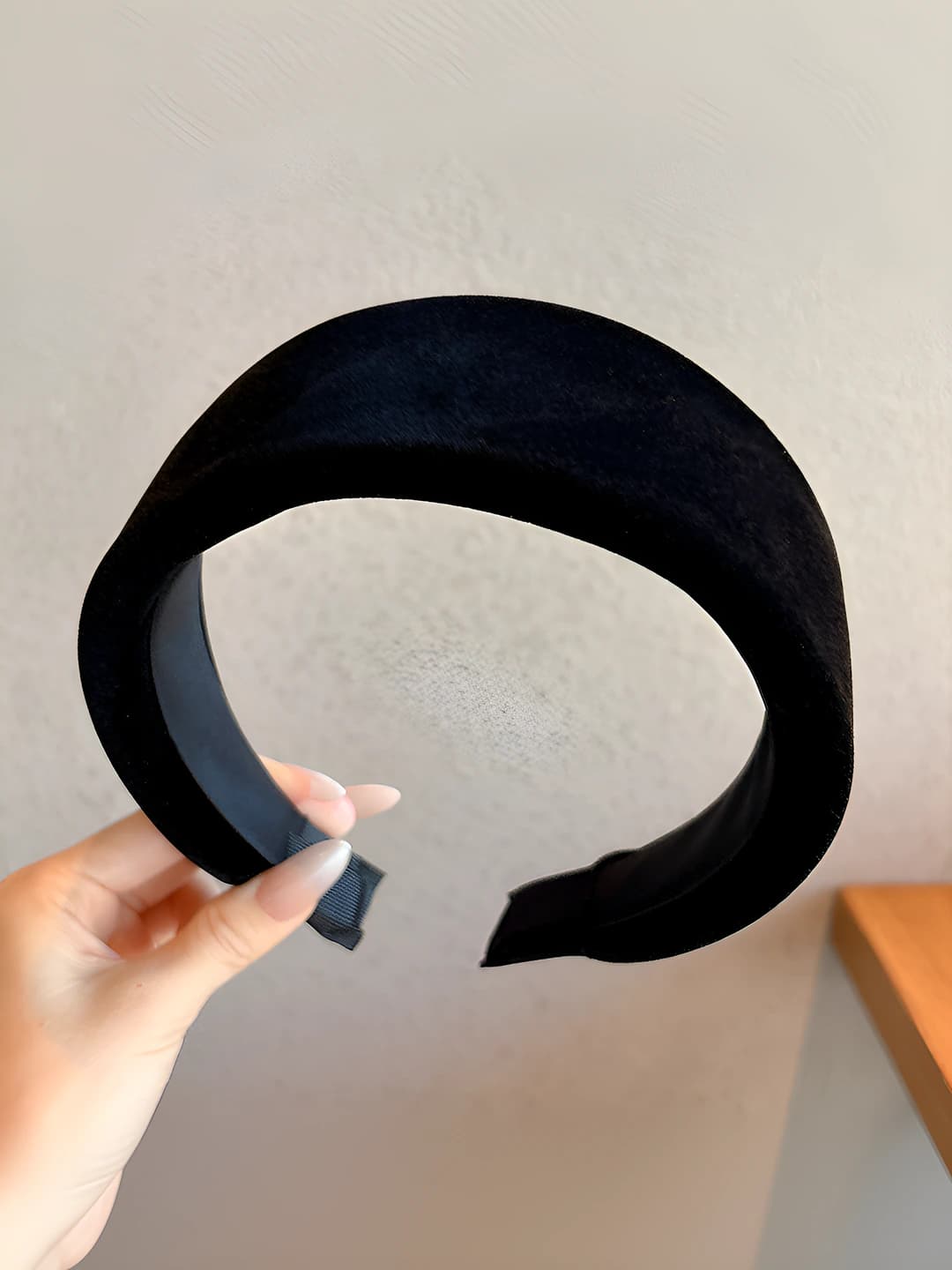 Qora soch taqi 5.5cm