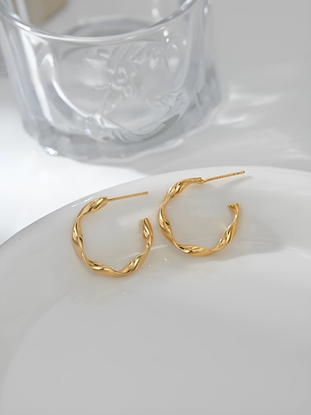 Women's ins style geometric earrings with irregular design element made of copper