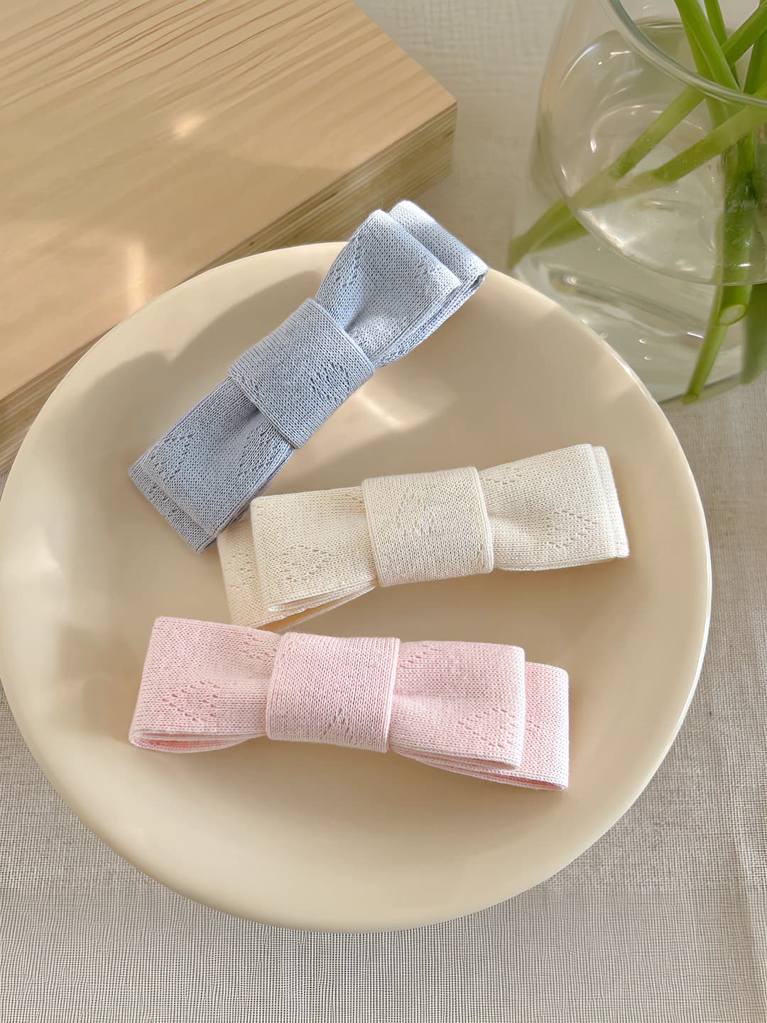 Women's spring-summer knitted bow hair clip